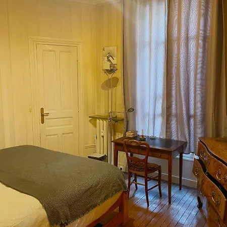 Beautiful Flat In The Center Of 6 Th District * Paris