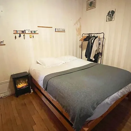 Апартаменты Beautiful Flat In The Center Of 6 Th District Париж